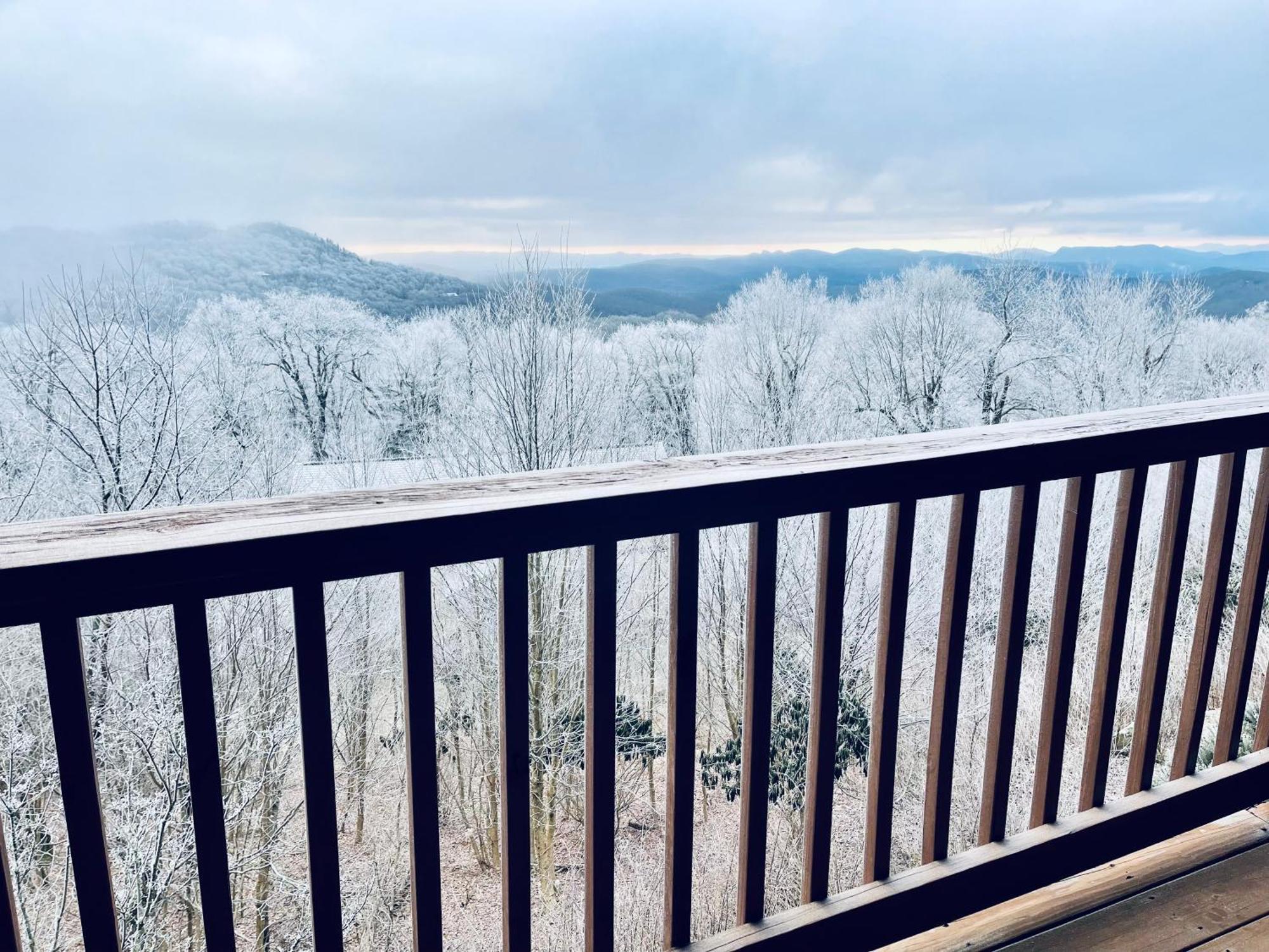 Bucket List Views Sugar Mountain Private Condo - 2Bed, 2Bath, Sleeps 6, Panoramic Views Of Mountains From Large Deck, Short Drive To Shopping, Restaurants, Cafes & Banner Elk Town エクステリア 写真